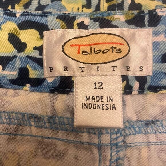 Talbots Aqua, Blue, and Moss Green Print Pencil Skirt Size 12p - Picture 9 of 12